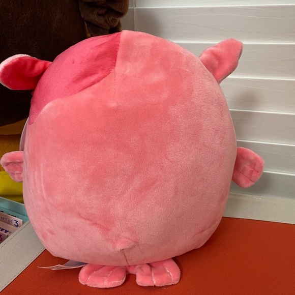 Squishmallows Kerry the Seacow 8” - Picture 2 of 3